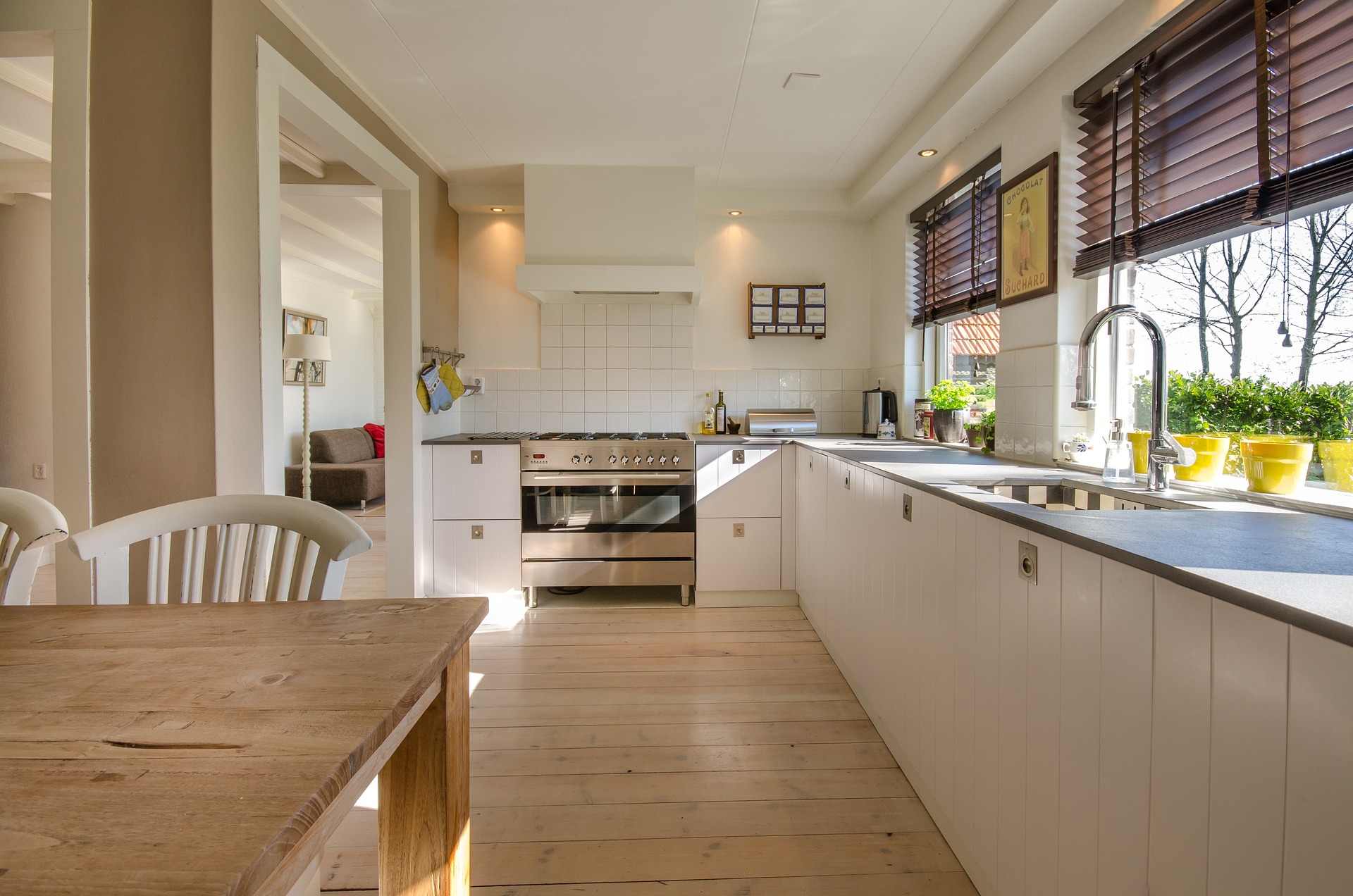 kitchen-gae26cccd4_1920